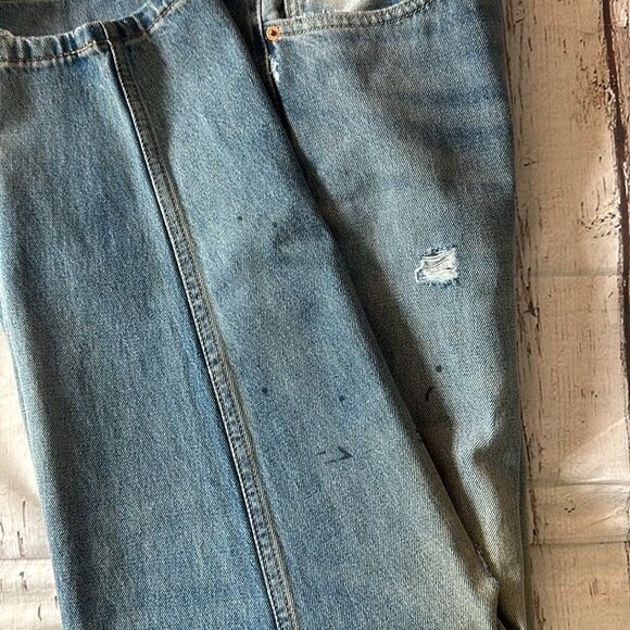 Signature by Levi Strauss & Co.  Men's 550 Relaxed Taper Jeans - Picture 14 of 16